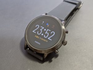 「Fossil Gen5 THE CARLYLE HR」レビュー！「Fossil Sport」との比較も。